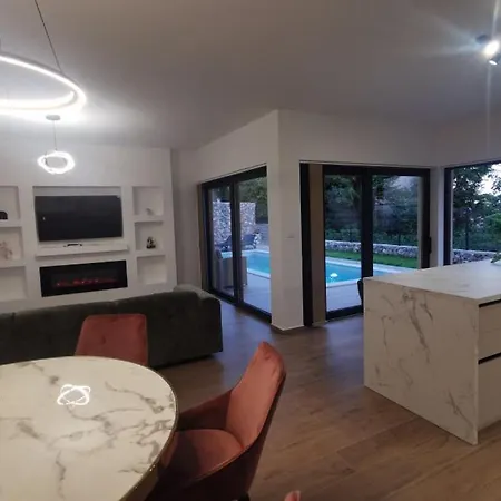 Villa Sunlife With Pool&sauna By Guide Matulji