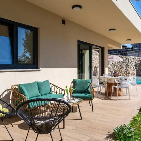 Villa Sunlife With Pool&sauna By Guide Matulji