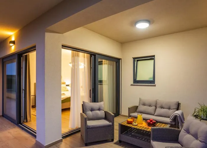 Sunlife With Pool&sauna By Guide