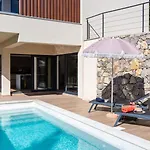 Villa Sunlife With Pool&sauna By Guide *