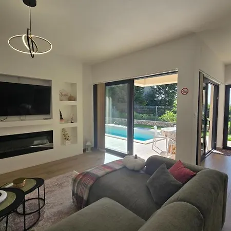 Villa Sunlife With Pool&sauna By Guide Matulji