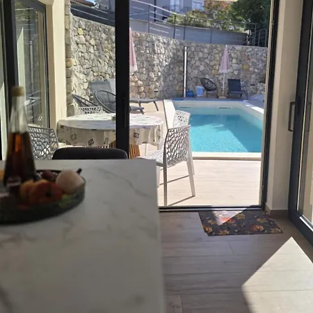 Villa Sunlife With Pool&sauna By Guide Matulji
