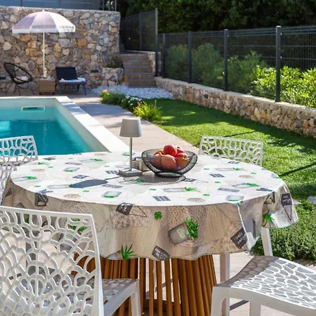 Villa Sunlife With Pool&sauna By Guide *