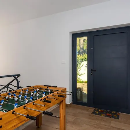 빌라 Sunlife With Pool&sauna By Guide