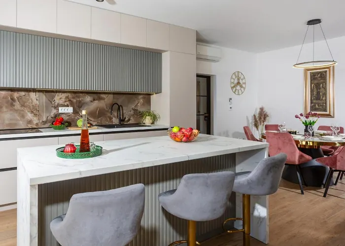 Villa Sunlife With Pool&sauna By Guide Matulji